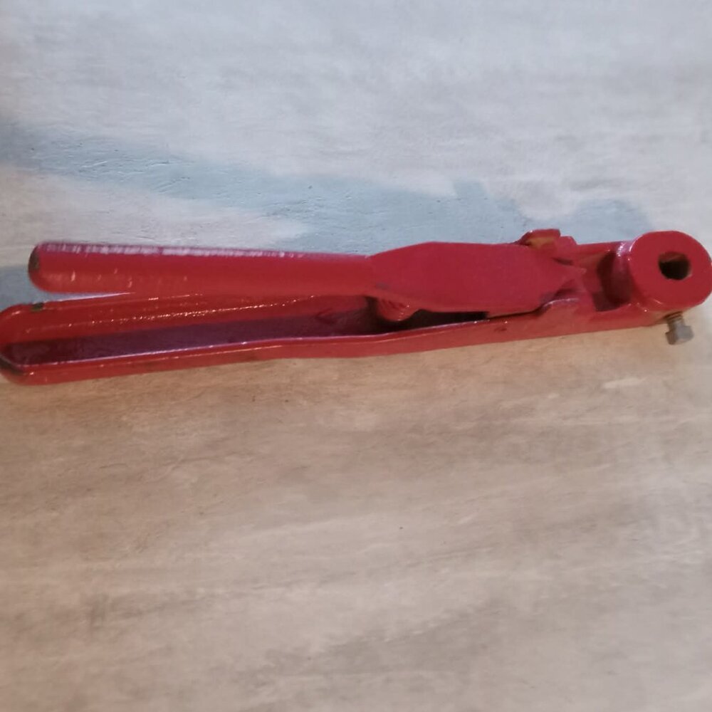 Like new, vintage Bray Manual Operator Handle Lever for 2-3" Resilient Seated Bu